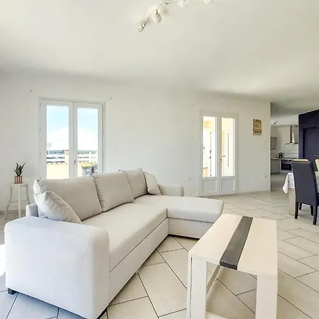 Charmante Maison Proche *